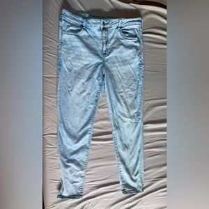 American Eagle High Rise Jegging